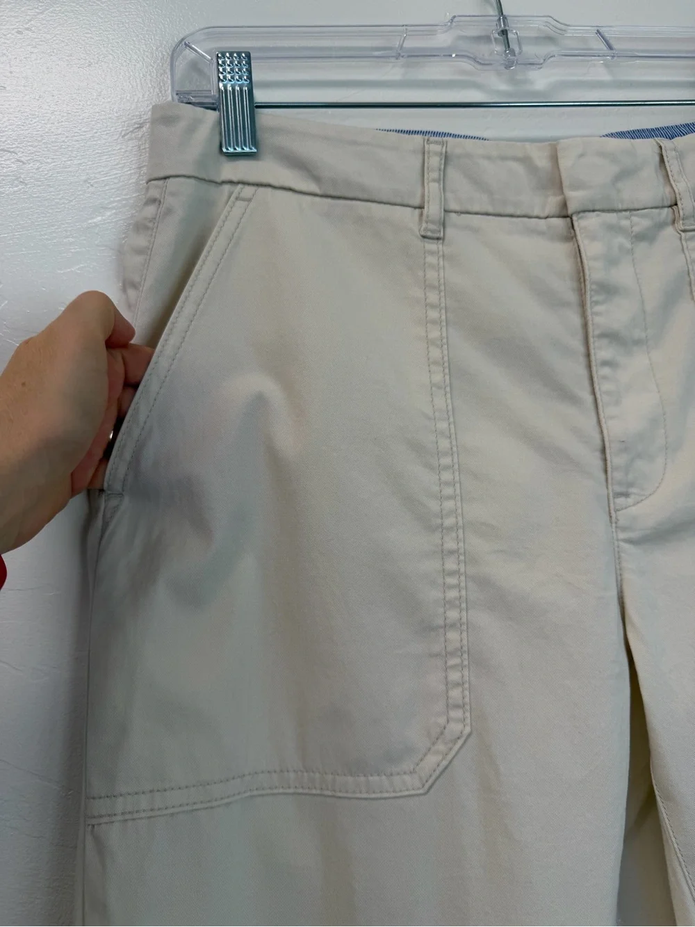 NWT Slim Boyfriend Chino Lightweight Patch-Pocket Cream Casual Pants Size 28